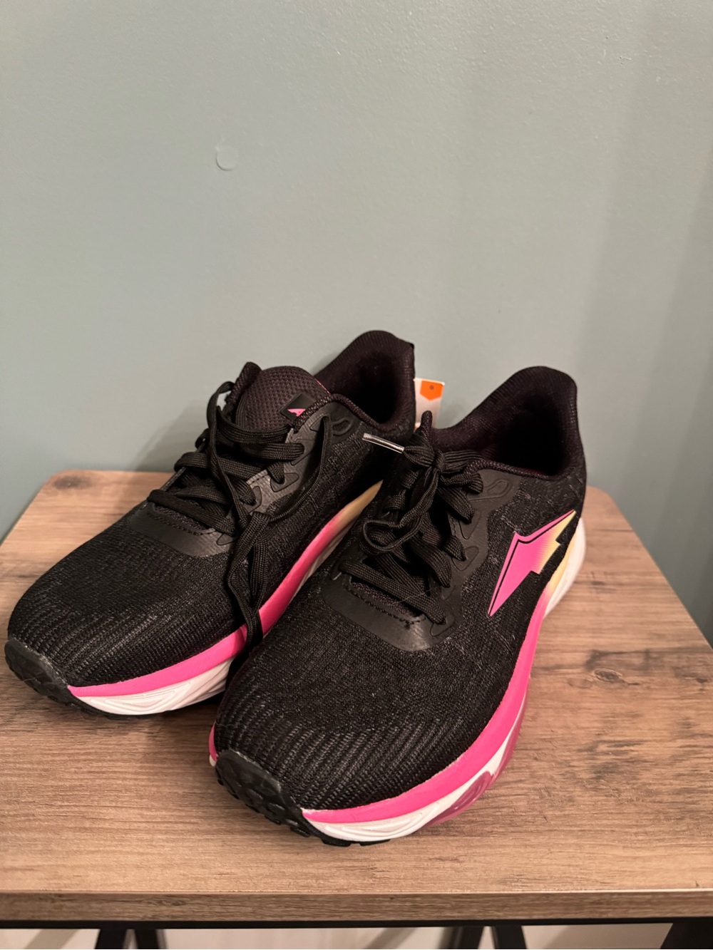 AviaWomen's Black and Pink Running Sneakers